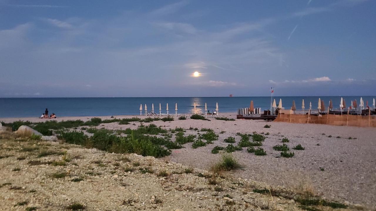B&B Lido Apartament 10A Civitanova Marche Exterior photo